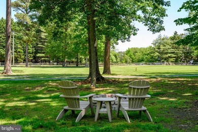 Welcome to this stunning custom home overlooking the 10th green - photo 44
