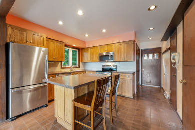 A Rare Lake Redstone Home! 2.16 Acres! - photo 3