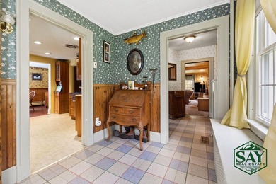 Welcome to 401 Lake Street -- a warm and inviting Adirondack - photo 12