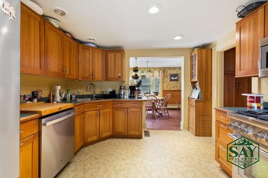 Welcome to 401 Lake Street -- a warm and inviting Adirondack - photo 16