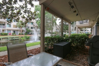 Lovely home. Must see! Ground floor unit right in front of the - photo 18