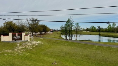 PRIME LOCATION! This 1.43-acre property tucked away in the quiet - photo 6