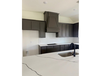 MOVE IN READ IN JUNE! Rare opportunity to own in the highly - photo 3