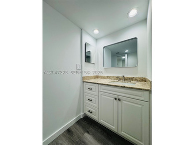 LOCATION ,LOCATION LOCATION Stunning and Beautiful New APT 1/1 - photo 22