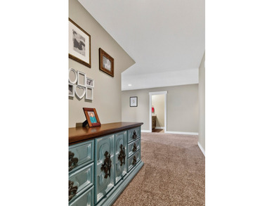 Exceptional Craftsman-style home located on a quiet cul-de-sac - photo 21