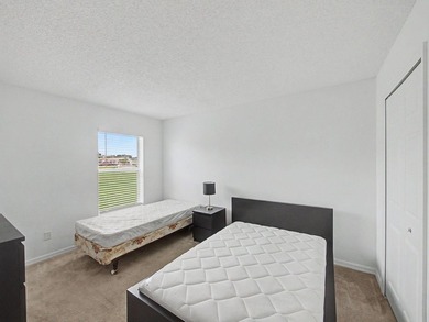 Welcome to this spacious 3-bedroom, 2-bathroom home ideally - photo 23