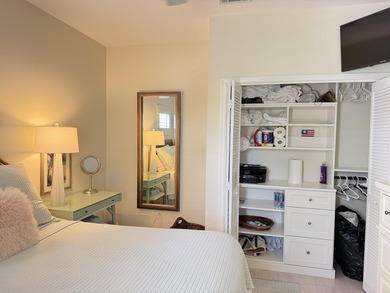 Located one block from Crystal beach and move-in ready...a - photo 31
