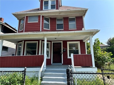 Lake Erie - Cuyahoga County Home Sale Pending in Cleveland Ohio