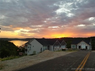 Lake of the Ozarks Townhome/Townhouse For Sale in Lake Ozark Missouri