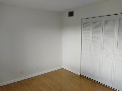 Beautiful 2BR/2BA condo with pond views from the private patio - photo 11