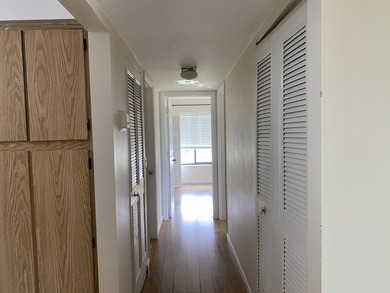 Beautiful 2BR/2BA condo with pond views from the private patio - photo 13