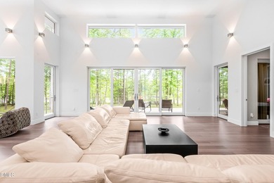 Known as the Wolf-Huang House, this architect-designed modernist - photo 18