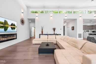 Known as the Wolf-Huang House, this architect-designed modernist - photo 20