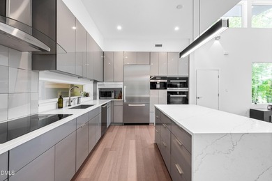 Known as the Wolf-Huang House, this architect-designed modernist - photo 23