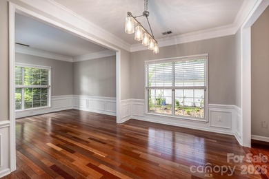 4 Bedroom, 2.5 bath open floor plan home in desirable Monterey - photo 4