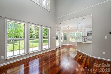4 Bedroom, 2.5 bath open floor plan home in desirable Monterey - photo 8