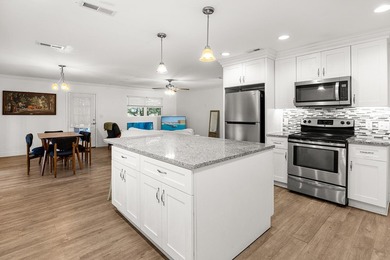 Welcome to a wonderful starter or next-home with 3 bedrooms, 2 - photo 12