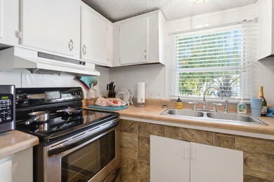 Welcome to 745 River Cliff Drive, where Intracoastal living - photo 17