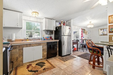 Welcome to 745 River Cliff Drive, where Intracoastal living - photo 18