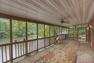 Experience beautiful New River frontage from this - photo 29