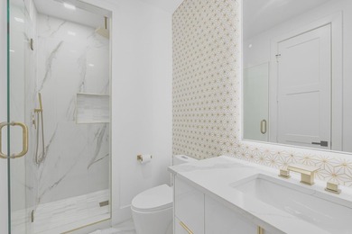 Luxury and comfort blend effortlessly in this exceptional - photo 29