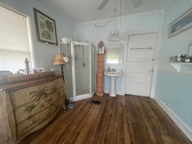 Welcome to this solid waterfront 2-bedroom, 2-bathroom - photo 31