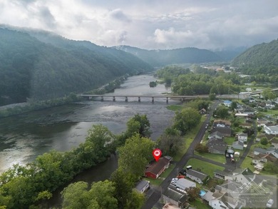Experience beautiful New River frontage from this - photo 34