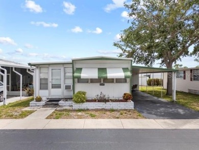 (private lake, pond, creek) Home For Sale in Largo Florida