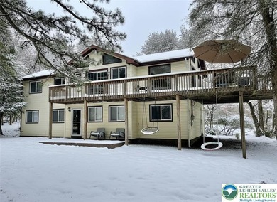 Indian Mountain Lakes Home For Sale in Tunkhannock Twp Pennsylvania