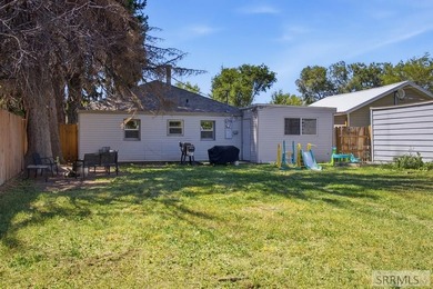 Charming Downtown Oasis Near Tautphaus Park! Welcome to 320 W - photo 21