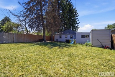 Charming Downtown Oasis Near Tautphaus Park! Welcome to 320 W - photo 22
