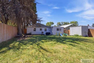 Charming Downtown Oasis Near Tautphaus Park! Welcome to 320 W - photo 27