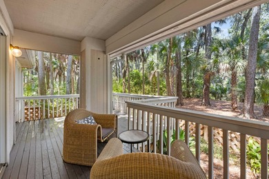 Updated lagoon-front home on one and a half lots in a quiet - photo 36