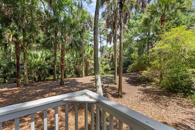 Updated lagoon-front home on one and a half lots in a quiet - photo 39