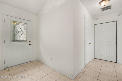 Centrally located in Titusville, this 2-bedroom, 2.5-bath - photo 4