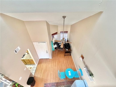 Just bring your clothes and settle right in-this charming condo - photo 9
