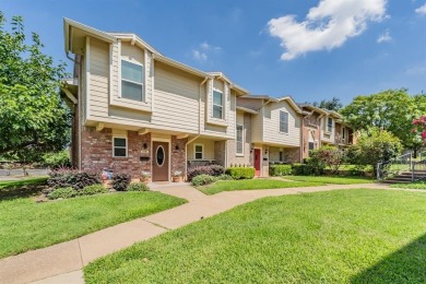 Lake Townhome/Townhouse For Sale in Grapevine, Texas