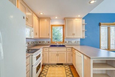 Delightful 2-bedroom chalet with additional loft sleeping area - photo 14