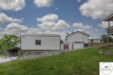 4-bed, 2-bath waterfront home in the Turkey Creek arm of Lake of - photo 17