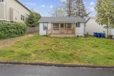 Recently renovated single-level home located a short walk from - photo 1
