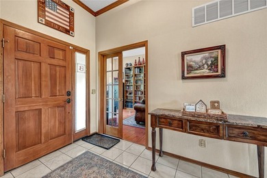 BOAT SLIP w/lift conveys at end of cul-de-sac. Remodeled luxury - photo 25