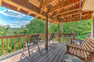 BOAT SLIP w/lift conveys at end of cul-de-sac. Remodeled luxury - photo 36