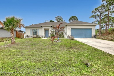 Better than new! This one checks every box--upgraded, move-in - photo 1