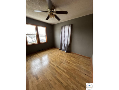 4-bed, 2-bath waterfront home in the Turkey Creek arm of Lake of - photo 44