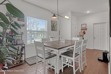 Better than new! This one checks every box--upgraded, move-in - photo 7