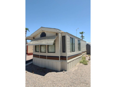 Must see this super nice home in 55+ Golden Acres Mobile Manor