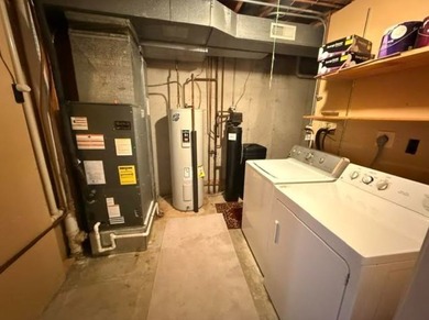 Take ADVANTAGE of the OPPORTUNITY to own a townhome in the - photo 11
