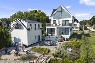 Don't let this once-in-a-generation waterfront masterpiece pass - photo 4