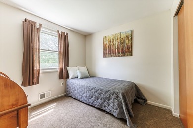 Welcome home to this lovingly maintained split-level, proudly - photo 15