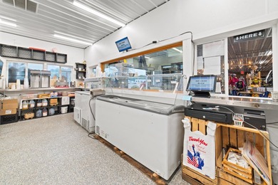 This 9,041 sq ft building (West Shore Marketplace) is currently - photo 15